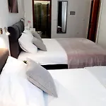 Ani 1