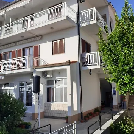 Ani 1 Gradac (Split-Dalmatia)
