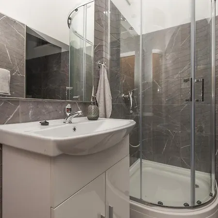 Ani 1 Gradac (Split-Dalmatia)