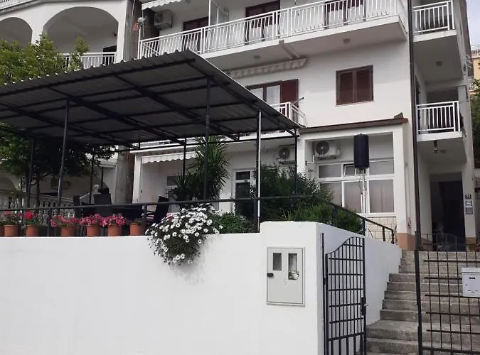 Ani 1 * Gradac (Split-Dalmatia)