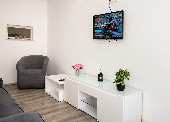 Ani 1 Gradac (Split-Dalmatia)